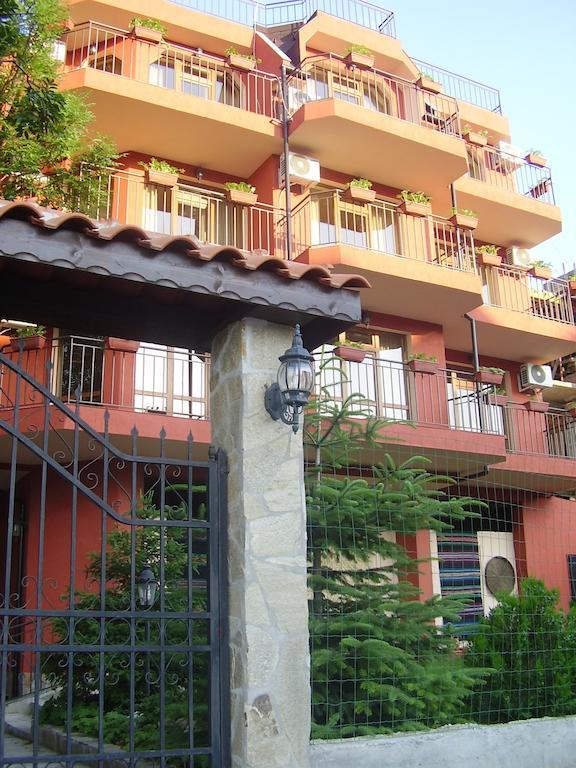 Terra Guest House Ravda Luaran gambar